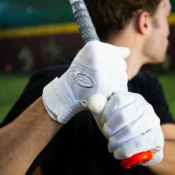 Wholesale ✨ Discount - Lizard Skins Komodo Elite V2 Youth ⚾ Baseball Batting Gloves WHITE 🔔 -Ebasesloaded Sales 2022 komodo elite v2 lifestyle 03 46958.1584292795